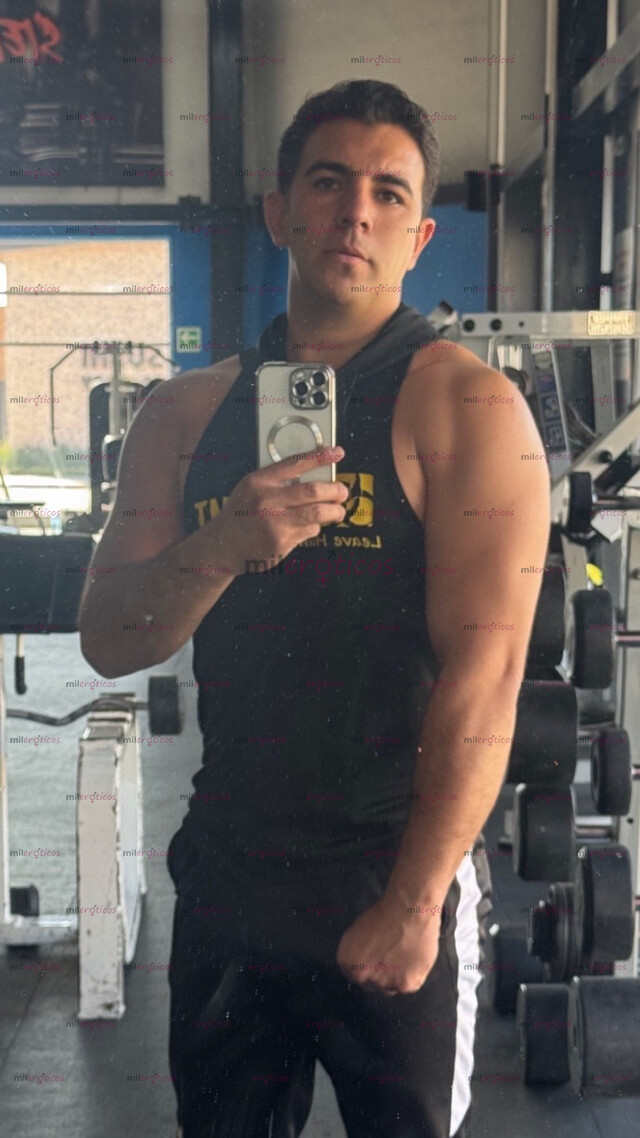 FOTOS DE BUENA VERGA PERO TAMBIÉN BUEN CULO SEXO RUDO SIN COMPLICACIONES