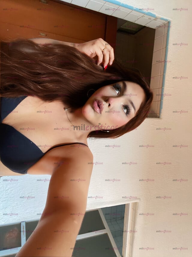 FOTOS DE DISPONIBLE VIRTUALES BARBARA CORONEL ACEPTO TARJETA