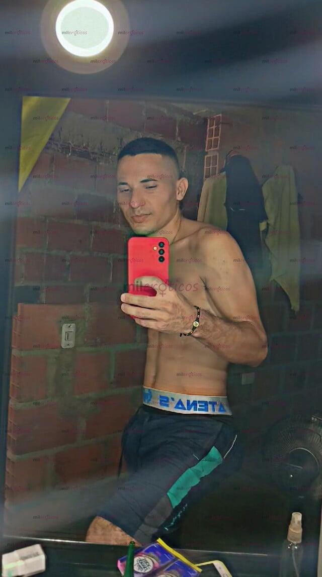 FOTOS DE VAMOS A DISFRUTAR UN RICO MOMENTO ESTOY PARA COMPLACERTE Y HACERTE LO QUE QUIERE