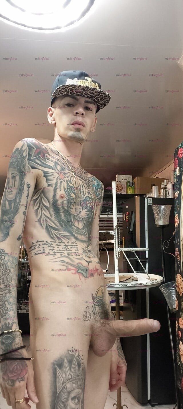 FOTOS DE FLACO VERGON ACTIVO MORBOSO FETICHERO TATUADO