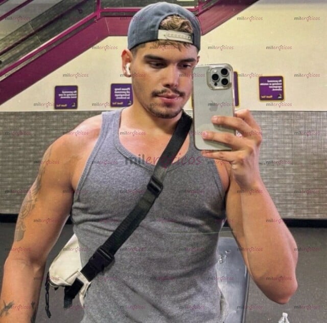FOTOS DE JOVEN PINTA VERGON GRUESO 22CM ACTIVO DISPONIBLE EN TU CIUDAD SOLO SOLVENTES