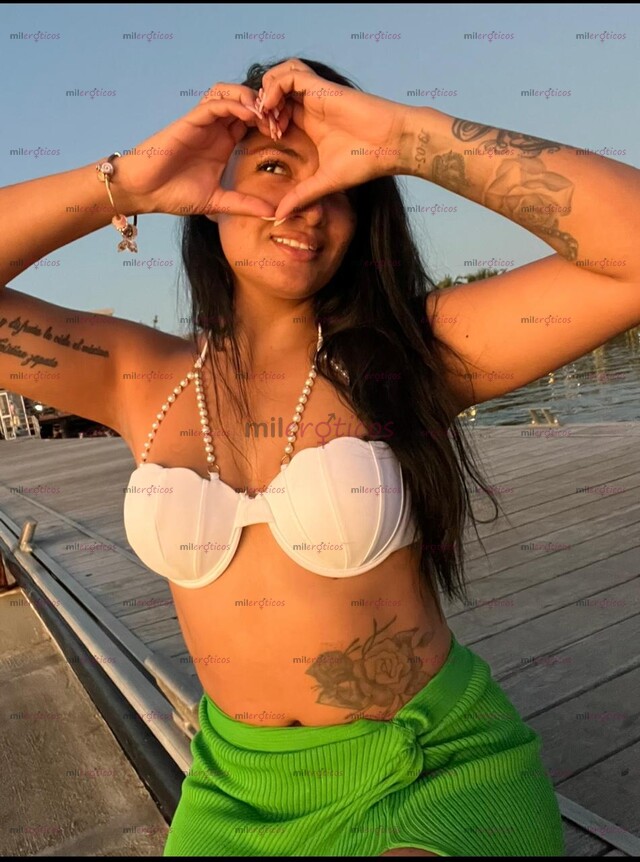 FOTOS DE SOY KARINA RECIÉN LLEGADA DISPUESTA A DARTE MUCHO SEXO DURO APASIONADA