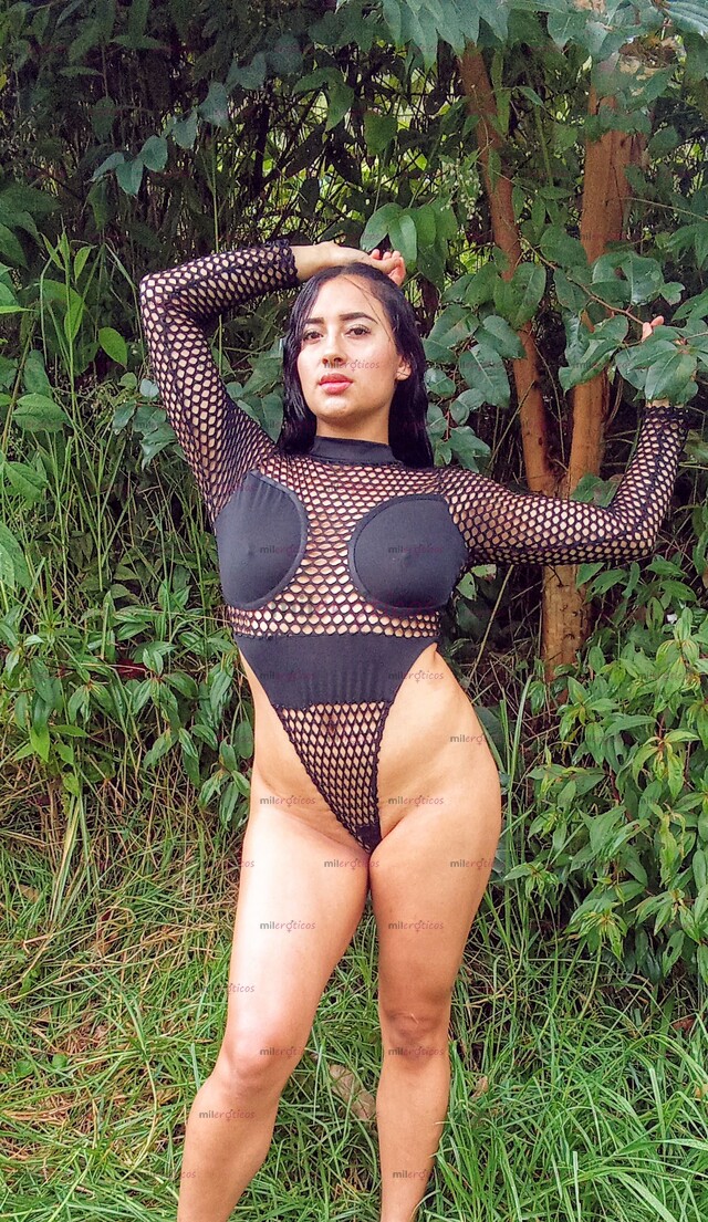 FOTOS DE CHICA SEXY ADICTA AL SEXO Y BUENAS MAMADAS 100%NINFOMANA