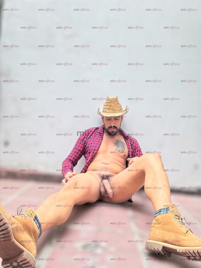 FOTOS DE BJ VARONIL CABRÓN GRANDOTE TATUADO Y BARBÓN COMPLACIENTE