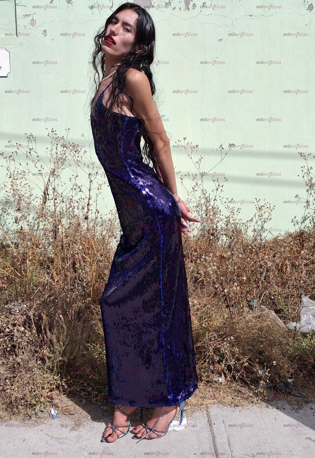 FOTOS DE NIÑA. ME ENCANTA MUCHO EXPLORAR EL EROTISMO AMO LOS CUERPOS PAPI