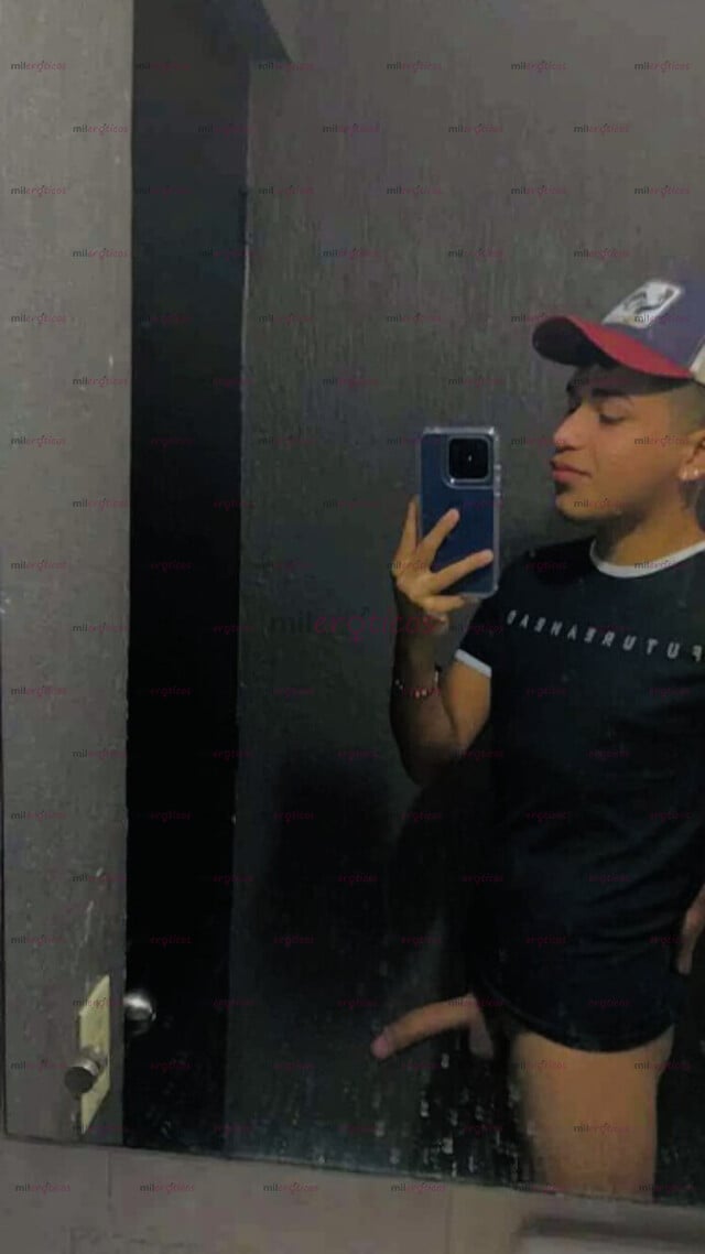 FOTOS DE JOVEN CON 18 CM DE VERGA , NALGON, MASCULINO,VERSÁTIL, DISFRUTAR AMBOS