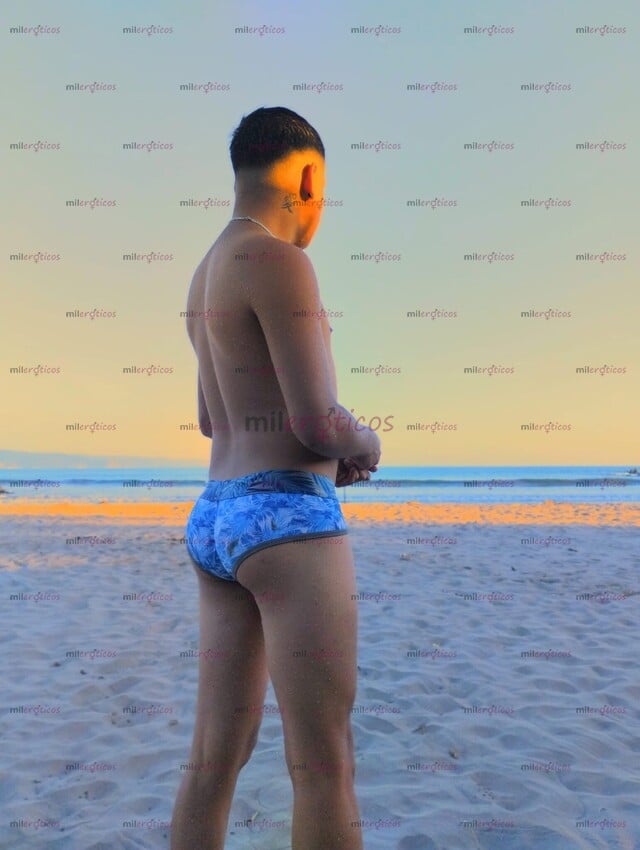 FOTOS DE JOVEN CON 18 CM DE VERGA , NALGON, MASCULINO,VERSÁTIL, DISFRUTAR AMBOS