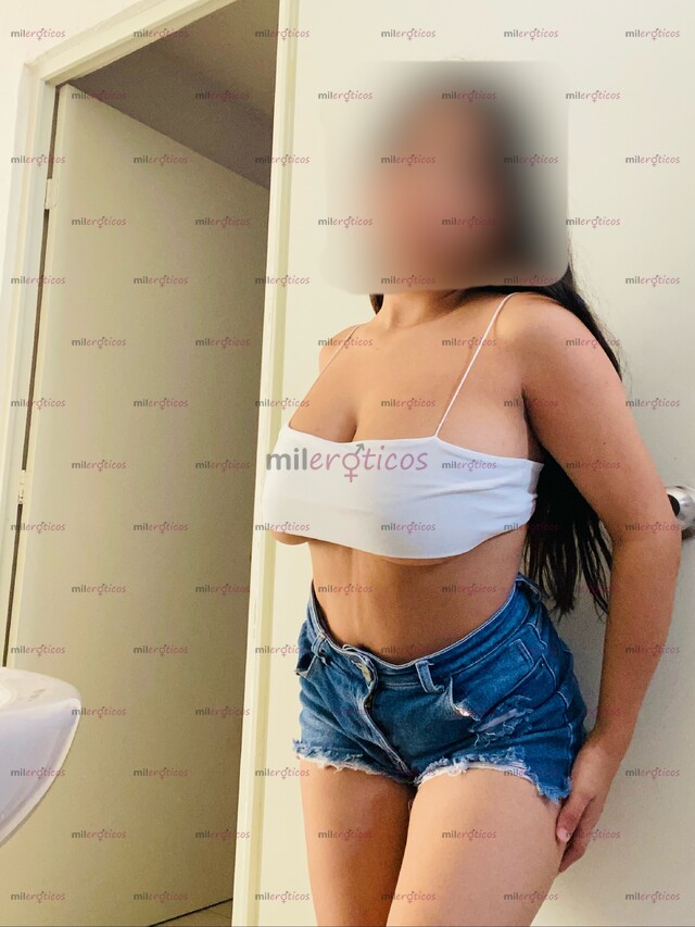 FOTOS DE HOLA AMOR MI NOMBRE ES LÍA UNA JOVEN DE 19 AÑOS