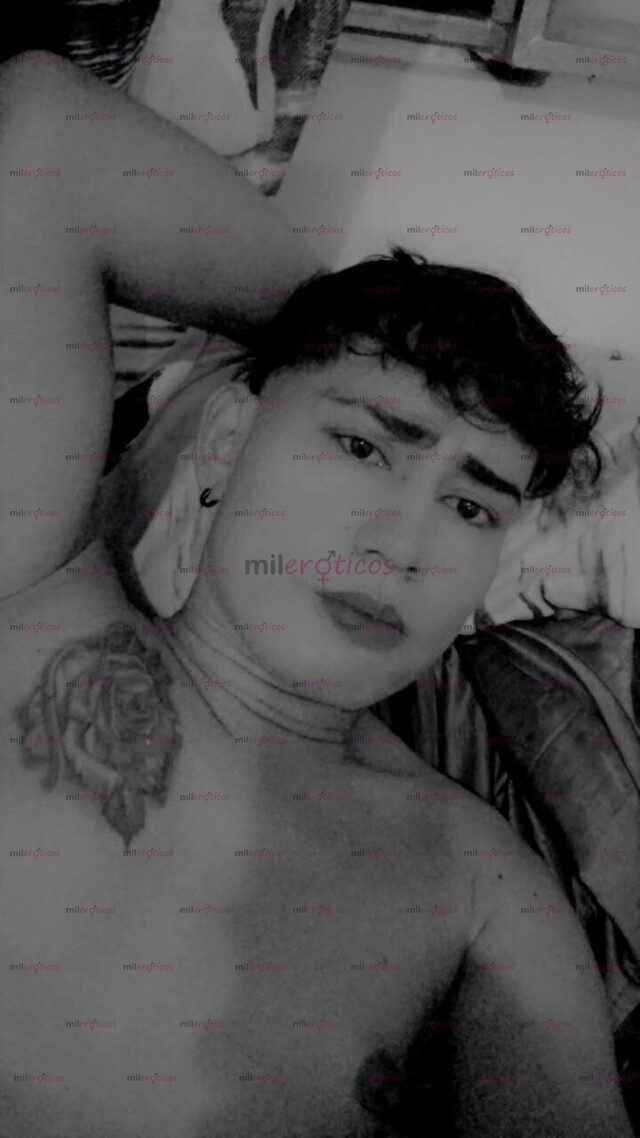 FOTOS DE CAMILO VERGÓN NALGON Y ANTE TODO EDUCADO COMPLACIENTE