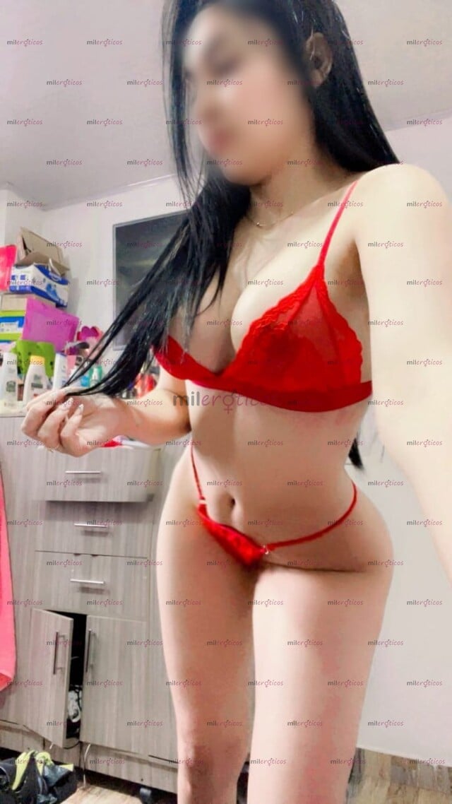 FOTOS DE HOLA AMOR ME LLAMO LIANA TENGO 22 AÑOS SOY UNA HERMOSA FLACA