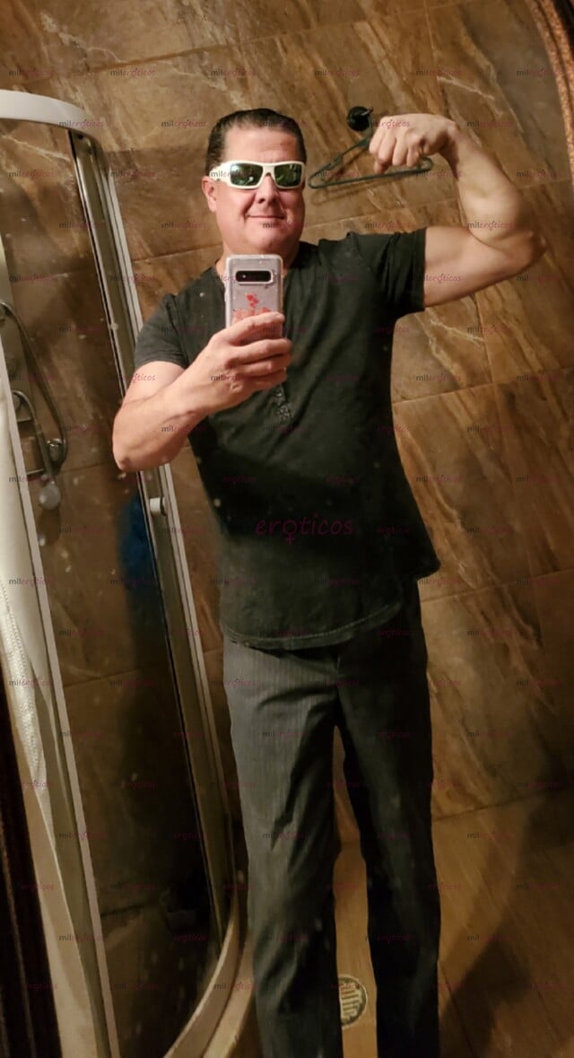 FOTOS DE UN VERDADERO GENTLEMEN PARA MUJERES QUE BUSCAN SENTIRSE PLENAS!