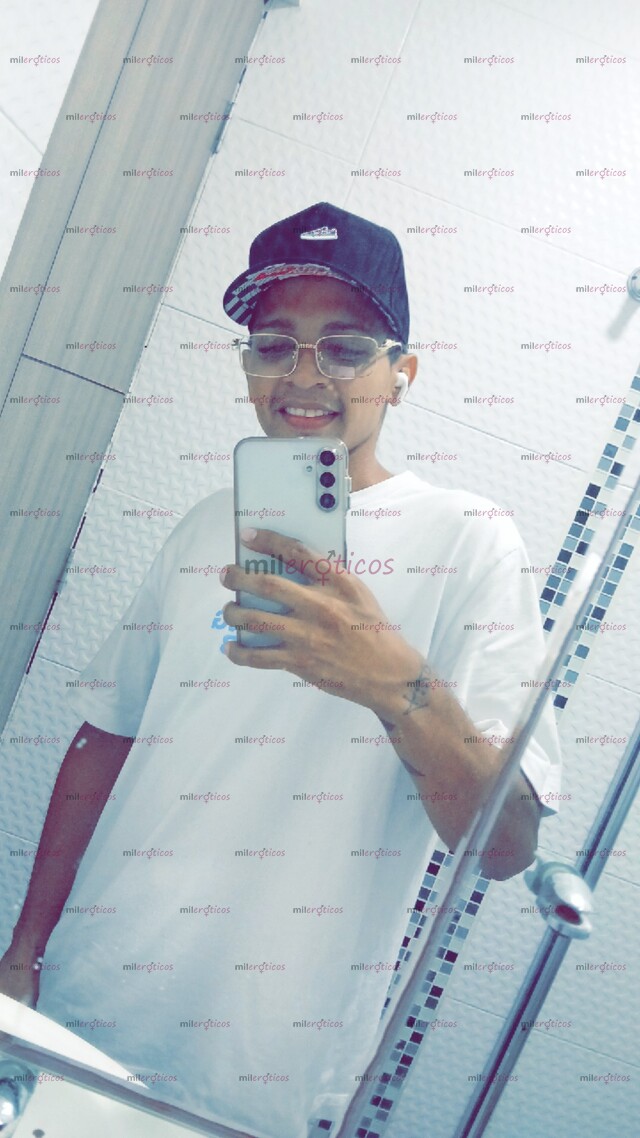 FOTOS DE CHICO VERGON CON GANAS DE DIVERSION, ESCRIBEME