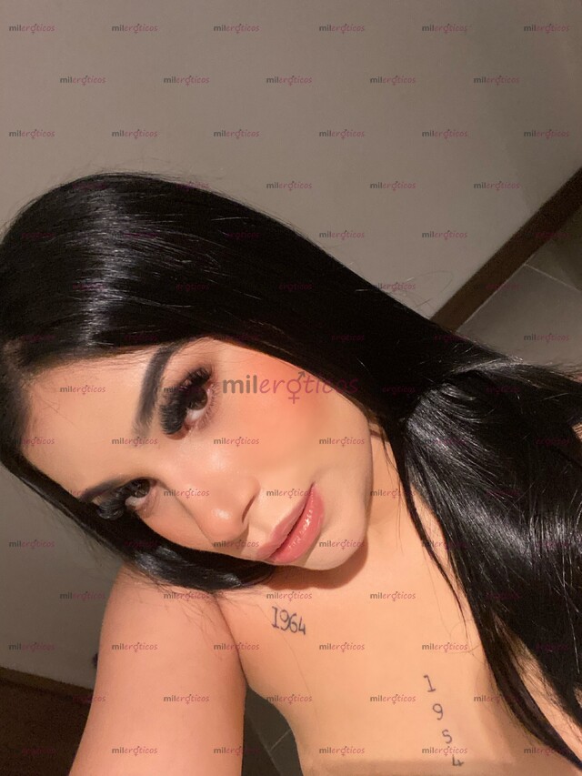 FOTOS DE CARITA ANGÉLICAL CON UN CUERPO VOLUPTUOSO