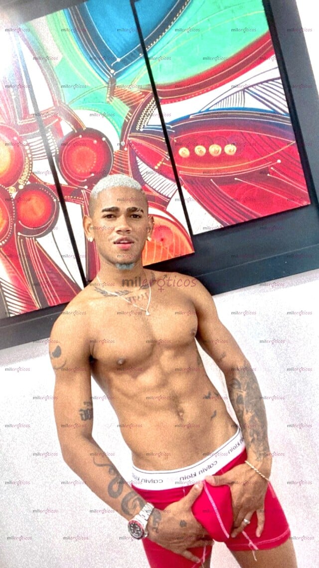 FOTOS DE CORNEADOR POTENTE DOMINO A TU MUJER Y TU DISFRUTARAS EL SHOW TENGO SITIO DISCRET
