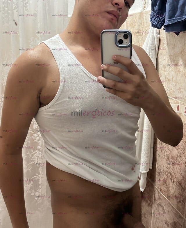 FOTOS DE AQUÍ VATO PA LO QUE GUSTES. 18CM, SOY ATRACTIVO, ME GUSTA COMPLACER.