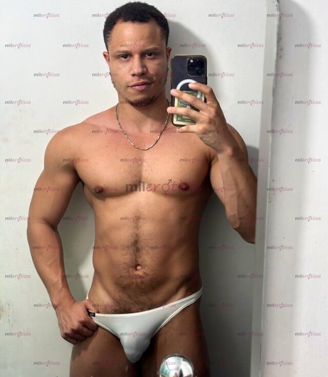 FOTOS DE GYM VERSÁTIL MACHITO VERGA GRANDE Y CULO CARNUDITO.