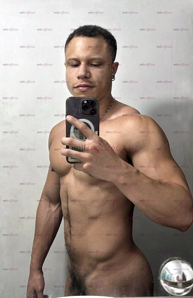 FOTOS DE GYM VERSÁTIL MACHITO VERGA GRANDE Y CULO CARNUDITO.