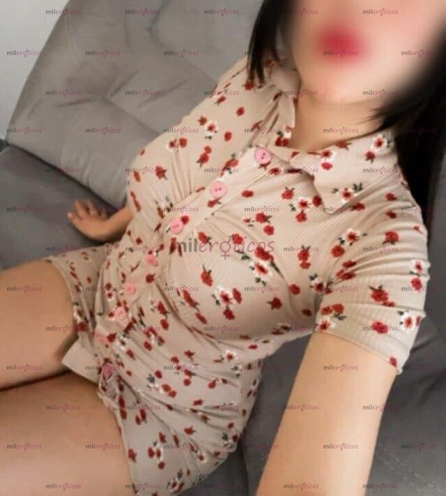 FOTOS DE LESLIE UNA NENA MUY JOVEN Y RICA ADEMÁS LE ENCANTA LO PERVERSO