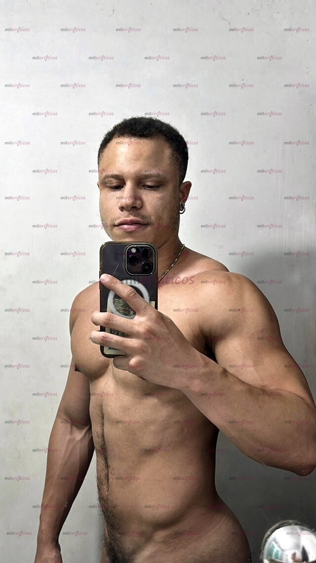 FOTOS DE GYM VERSÁTIL MASCULINO BUENA VERGA Y CULO