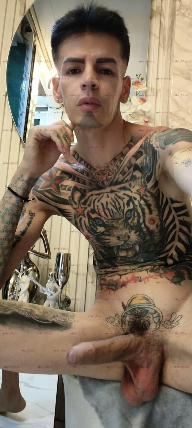 FOTOS DE FLACO VERGON FETICHERO TATUADO BLANCO Y BN ACTIVO