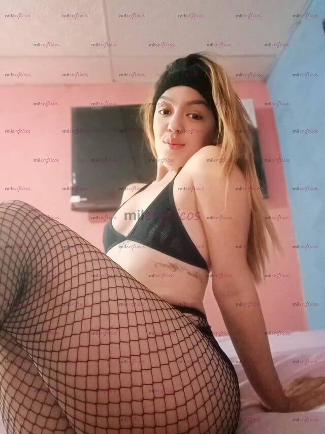 FOTOS DE LINDA PUTITA RUBIA Y CULONA PARA CUMPLIR TUS FANTASÍAS