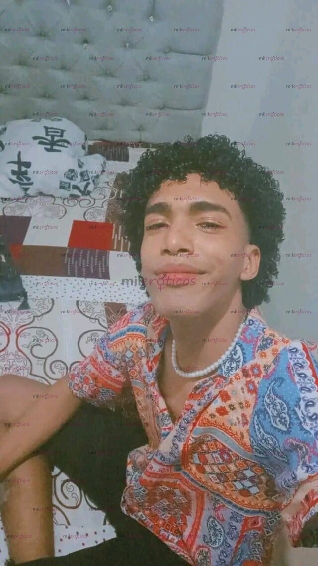 FOTOS DE JOVEN DE 27 AÑOS, POCO MANOSEADO, CON ASPIRACIONES EN SATISFACER TU NECESIDAD
