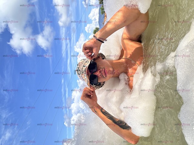 FOTOS DE VERSÁTIL BUEN PORTE JOVEN VARONIL DISPONIBLE