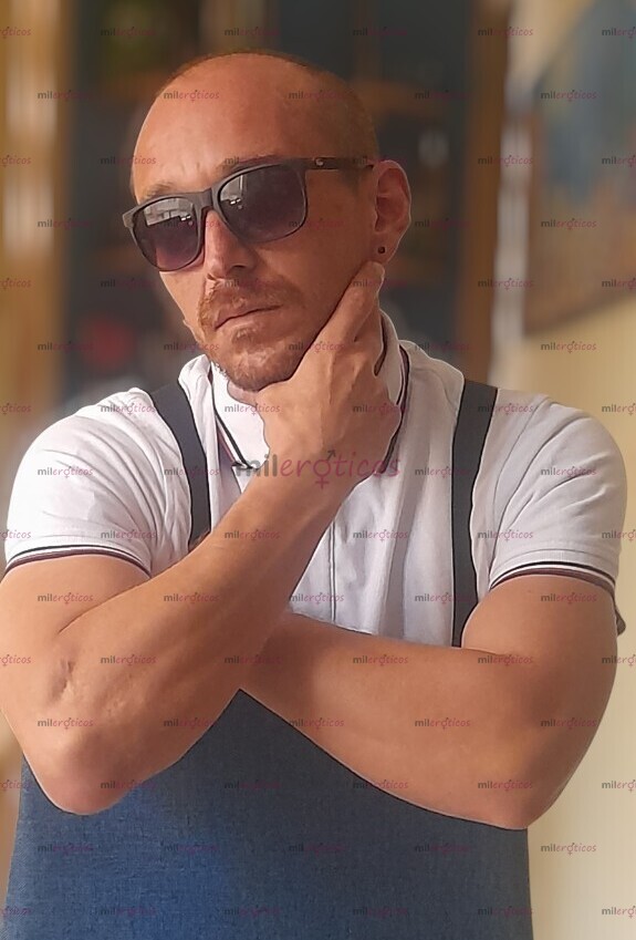 FOTOS DE COMPAÑIA CON ESTILO EXCLUSIVAMENTE PARA MUJERES