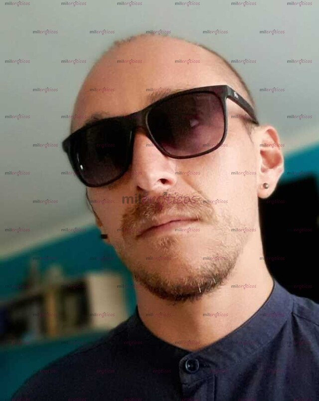 FOTOS DE COMPAÑIA CON ESTILO EXCLUSIVAMENTE PARA MUJERES