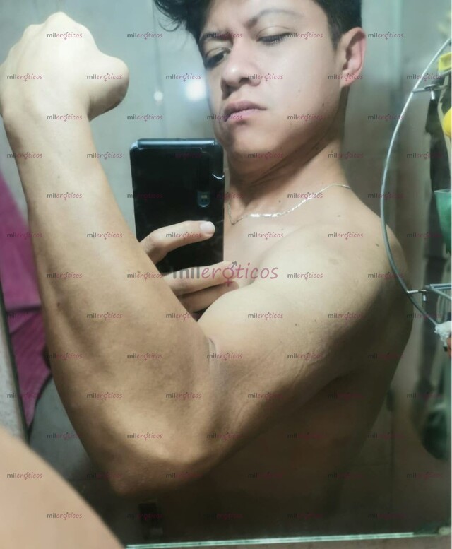 FOTOS DE HOMBRE ATENTO, DE BUENA CHARLA, CABALLERO Y VARONIL.