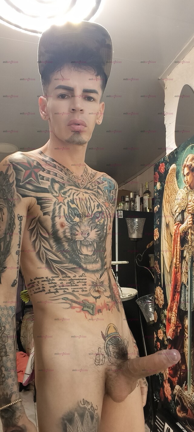 FOTOS DE FLACO VERGON ACTIVO MORBOSO LECHERO TATUADO