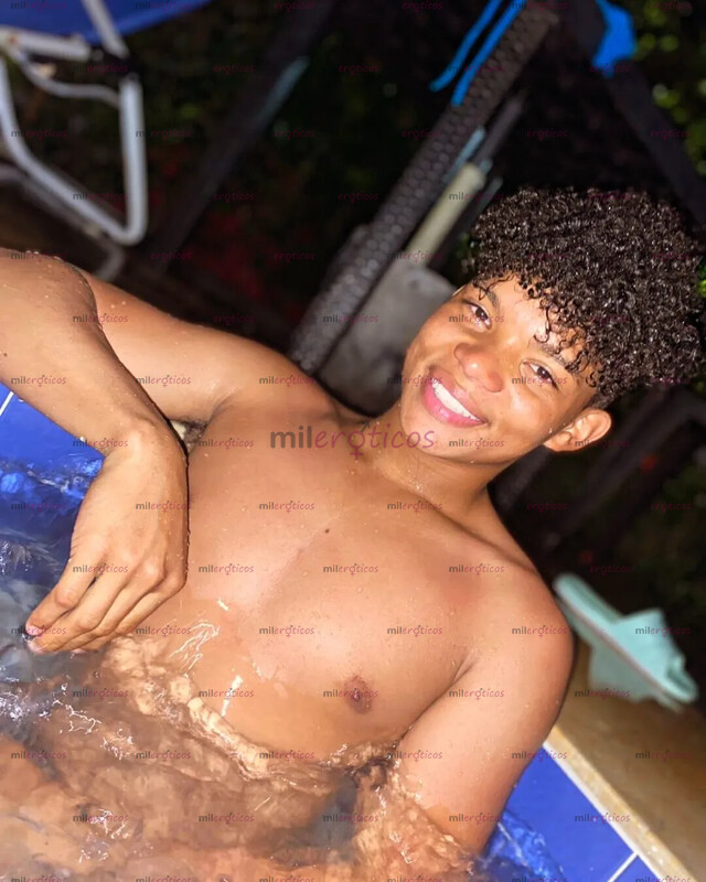 FOTOS DE PRENDERME COMO FUEGO Y APÁGAME CON VERGA