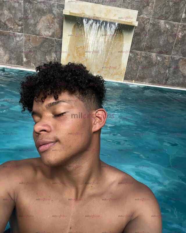 FOTOS DE PRENDERME COMO FUEGO Y APÁGAME CON VERGA