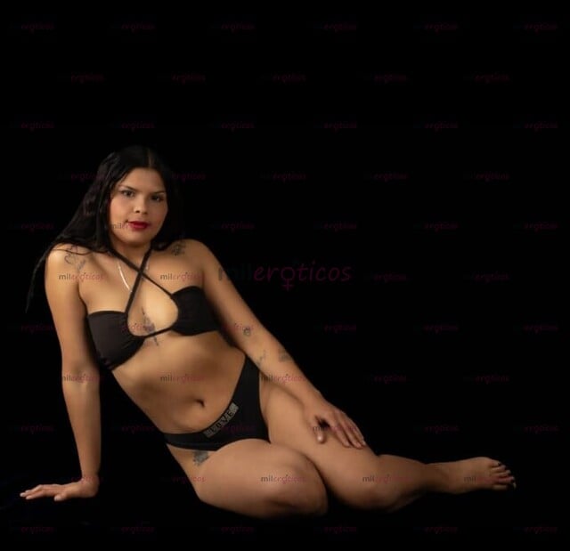 FOTOS DE HOLA SOY PAOLA UNA MORENA VIP MUY CARIÑOSA Y CALIENTE