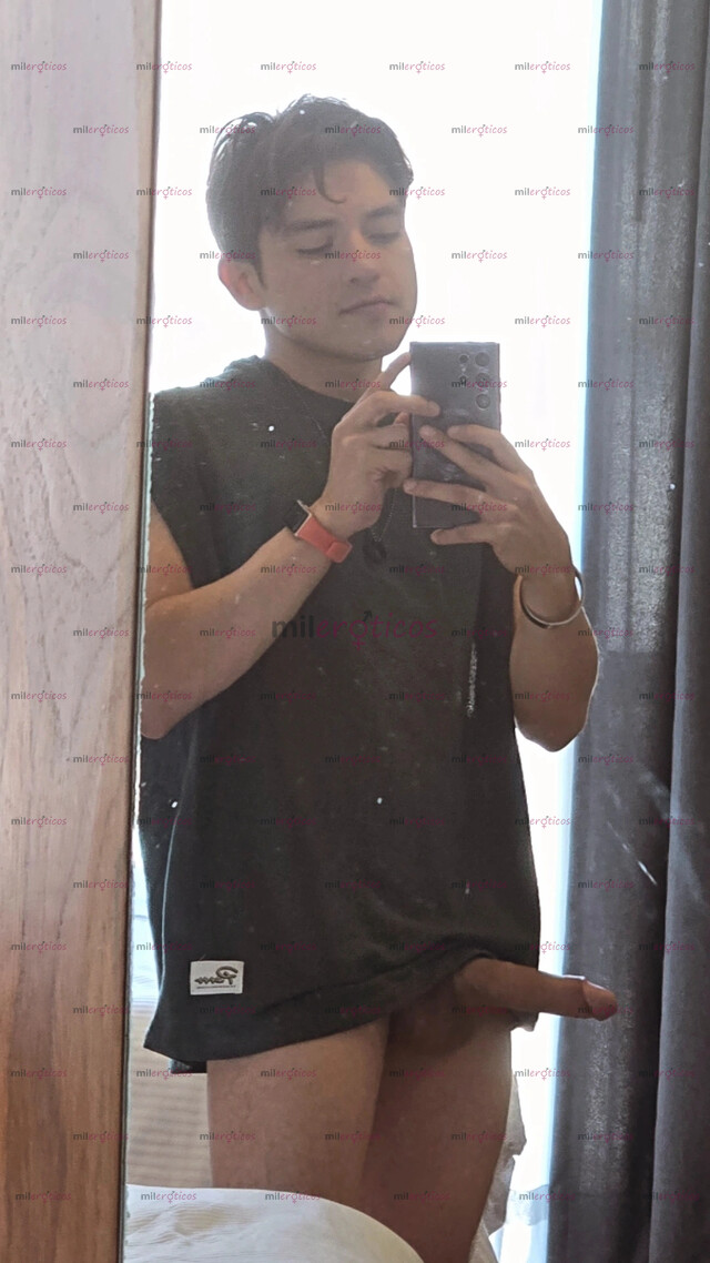 FOTOS DE IAN DE ENCANTADOR CHICO DEL APARTAMENTO 512