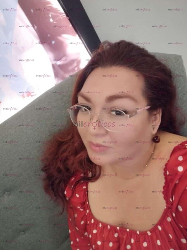 FOTOS DE SONIA GAUDET SEXI MILF CREADORA DE CONTENIDO Y EMPRENDEDORA EN SERVICIOS A DISTA