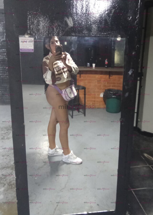 FOTOS DE CARNE FRESCA ARRECHEA DESEOSA POR SER FOLLADA