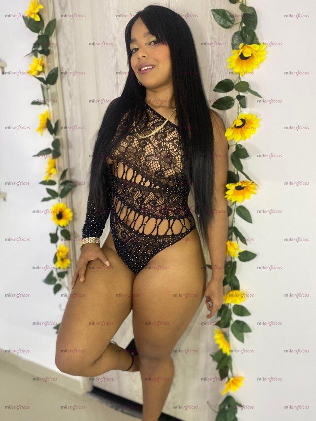 FOTOS DE MICHELL REGRESE MÁS CALIENTE Y COMPLACIENTE VEN Y PONME EN 4 PAPI ME GUSTA RICO