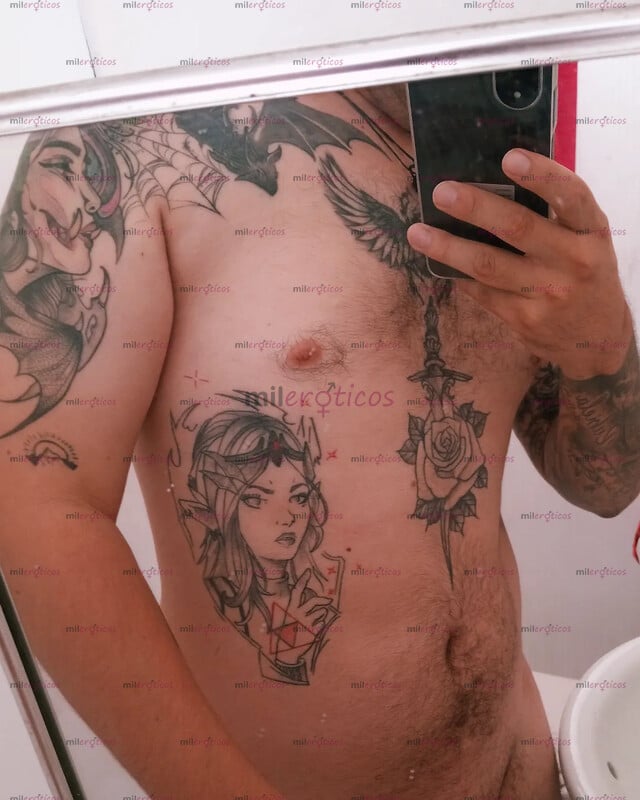 FOTOS DE SOY UN CHICO DEMASIADO COMPLACIENTE, TE DARÉ GUSTO EN TODO LO QUE ME PIDAS