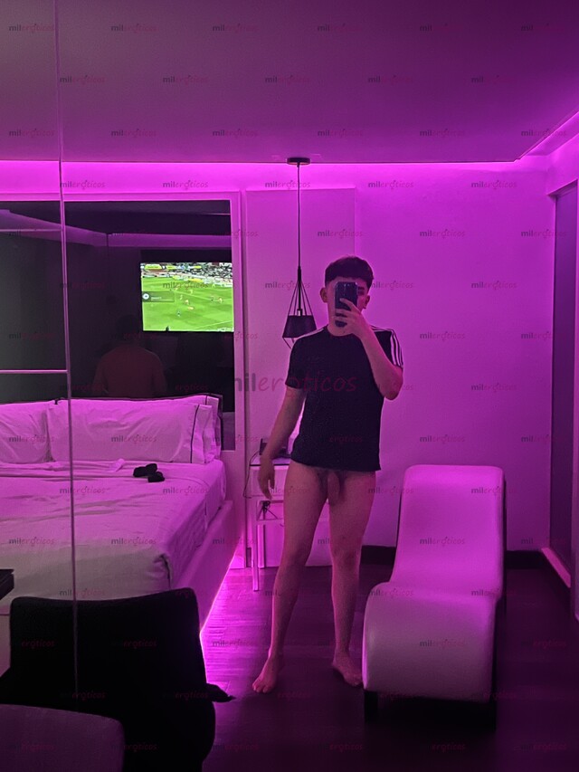 FOTOS DE JOVEN VARONIL DISPONIBLE PARA CUMPLACER TUS FANTASIAS, NUEVO EN EL AMBIENTE