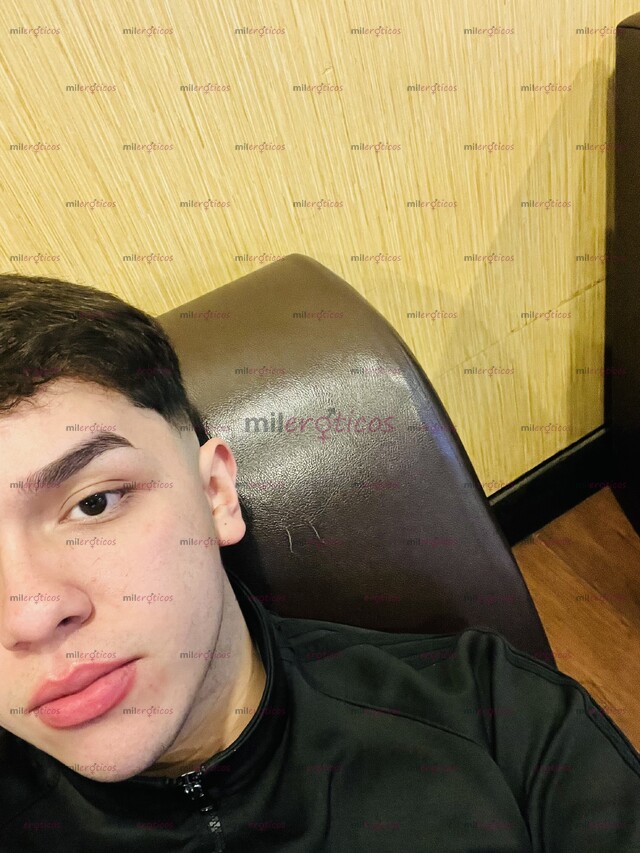 FOTOS DE JOVEN VARONIL DISPONIBLE PARA CUMPLACER TUS FANTASIAS, NUEVO EN EL AMBIENTE