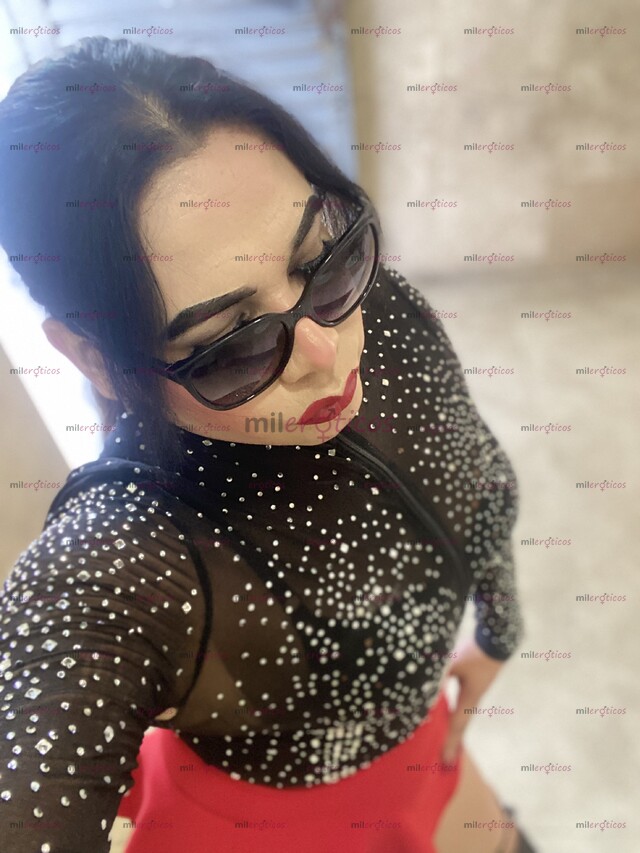 FOTOS DE DOMINADORA DE SEXO AQUÍ EN TU VANESSITA