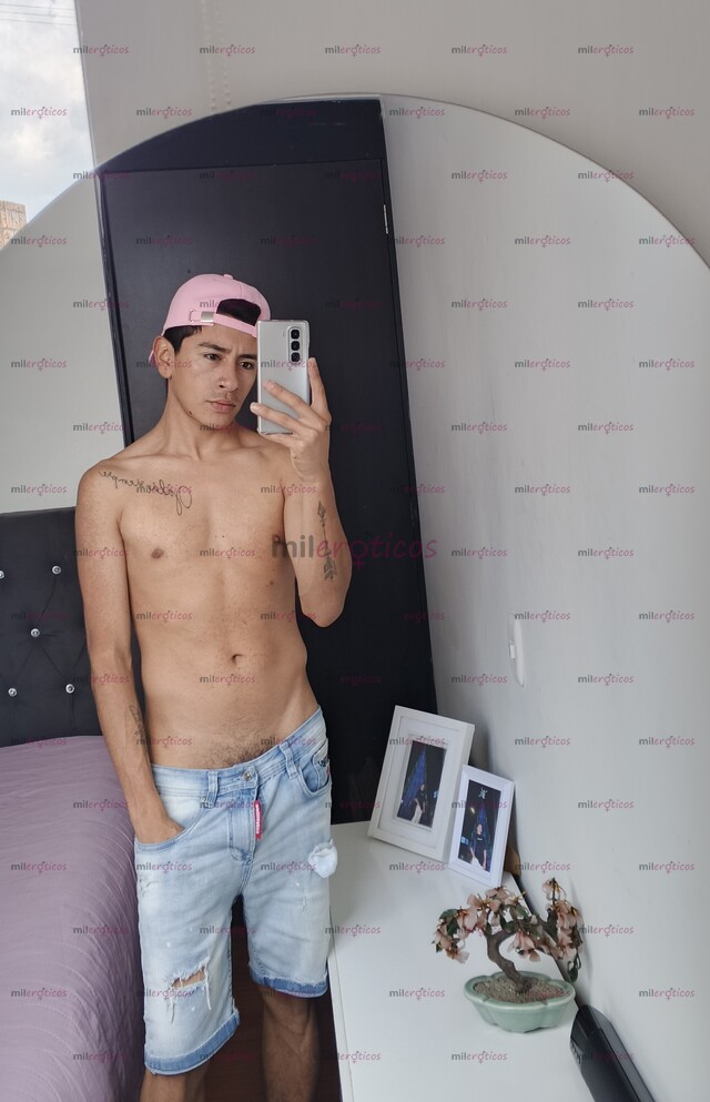 FOTOS DE POLLO COSTEÑO VERGÓN VERSÁTIL FULL MORBOSO Y COMPLACIENTE.