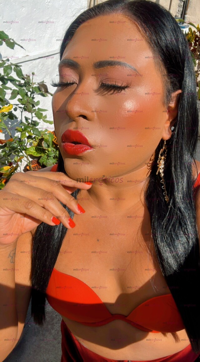 FOTOS DE CACHONDA PELINEGRA LISTA PARA DISFRUTAR COSAS DELICIOSAS