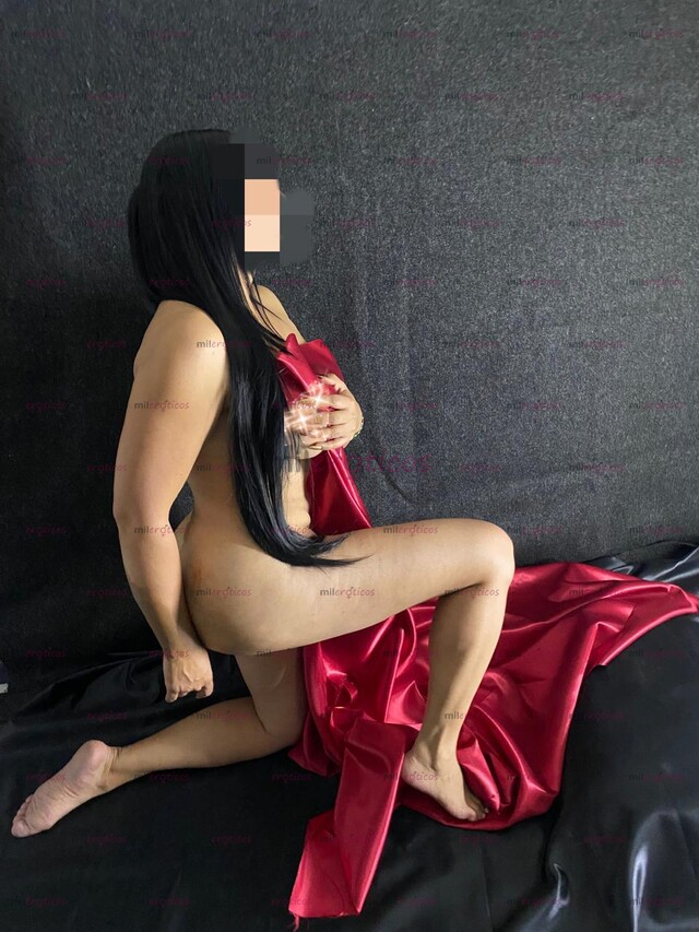FOTOS DE SUSAN!! SEXI PELI NEGRA Y ATRACTIVA MUJER.