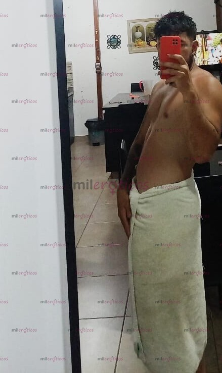 FOTOS DE KEVIN 24 AÑOS CON GANAS DE LLENARTE DE LECHE!