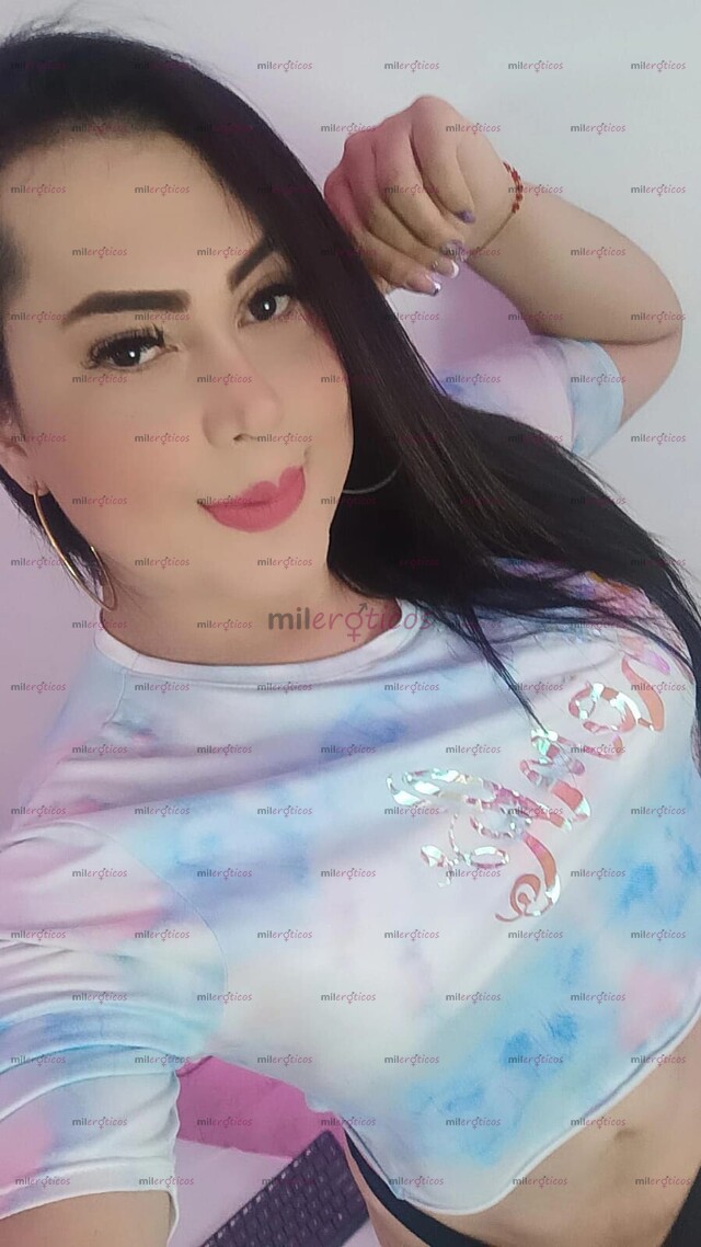 FOTOS DE FEMENINA COMPLACIENTE LA MAS COMPLETA SIN LIMITES VERSATIL LECHERA