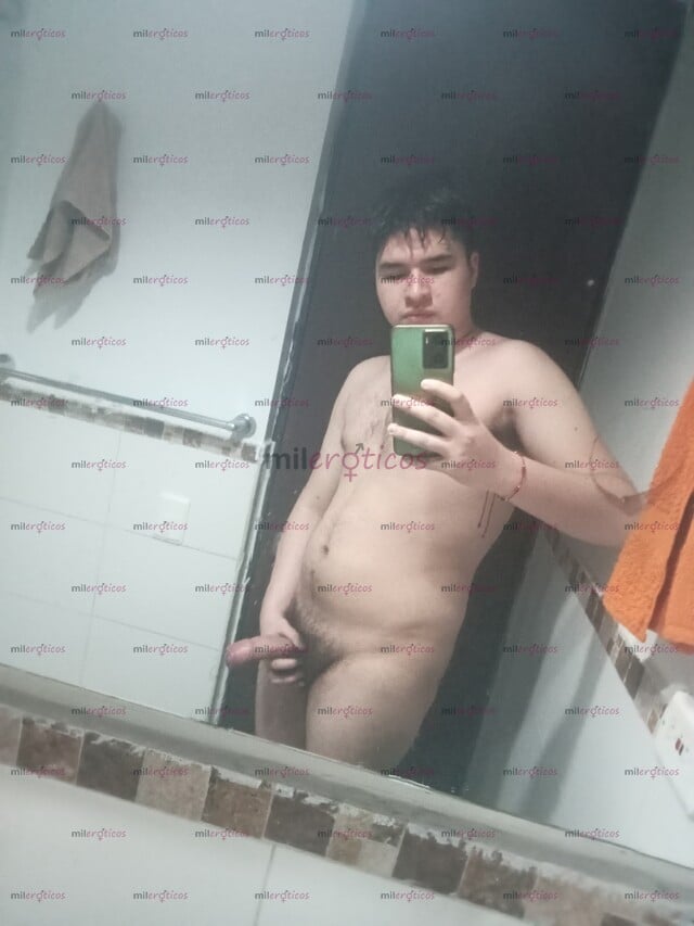 FOTOS DE TU MARIDO NO TE COMPLACE? LLÁMAME Y DISFRUTA DE UN JOVEN, CARNOSO Y PELUDO PENE