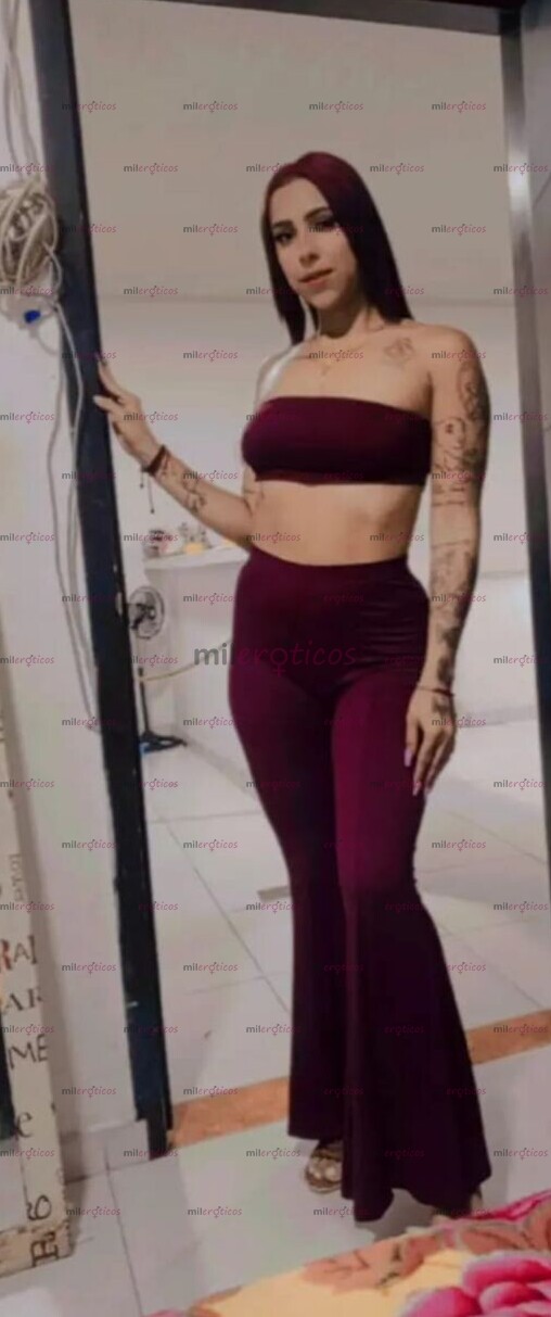 FOTOS DE DIVINA PELI ROJA ARDIENTE SÚPER COMPLACIENTE ABDOMEN PLANO TRIPLATO