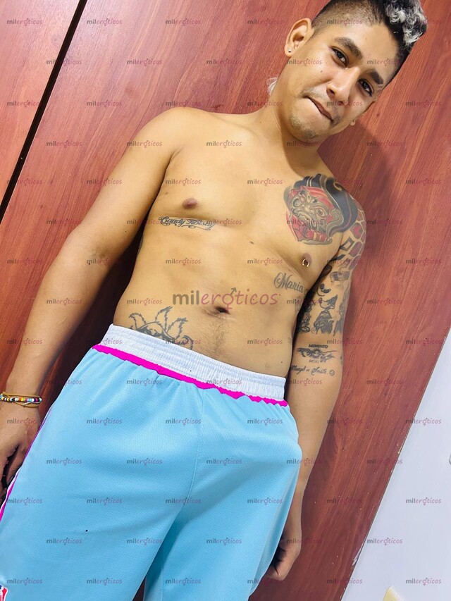 FOTOS DE NEGRO VERGON 22CM DE VENAS Y LECHE CHORREO SEGURO